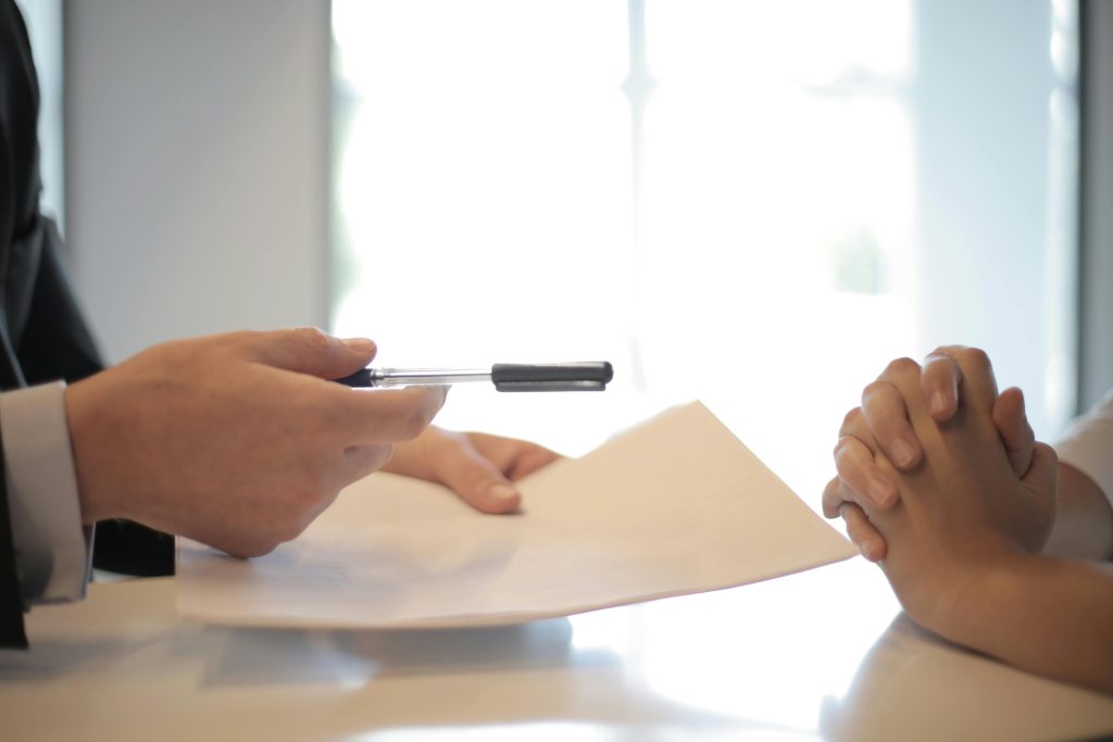 Aandeelhouder uitkopen besloten vennootschap? Voorkom een conflict. Kies voor zakelijke mediation met ruimte voor waardebepaling en professionele begeleiding.