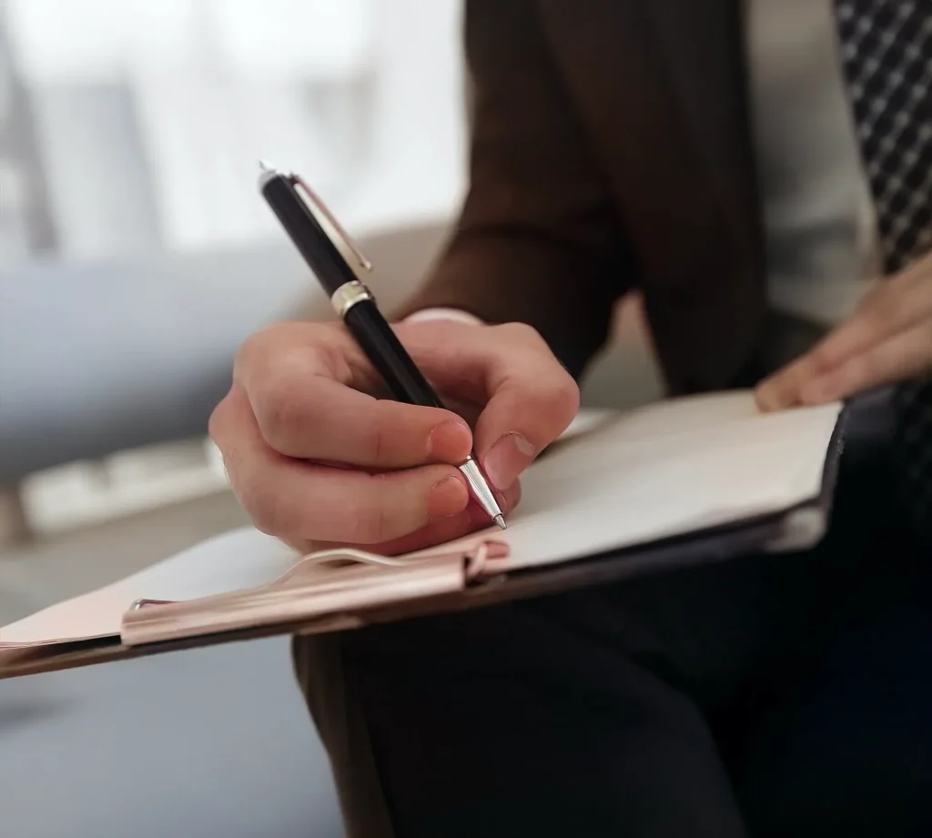 “Uittreden maatschap: ondertekenen van afspraken en voorwaarden tijdens uittredingstraject”